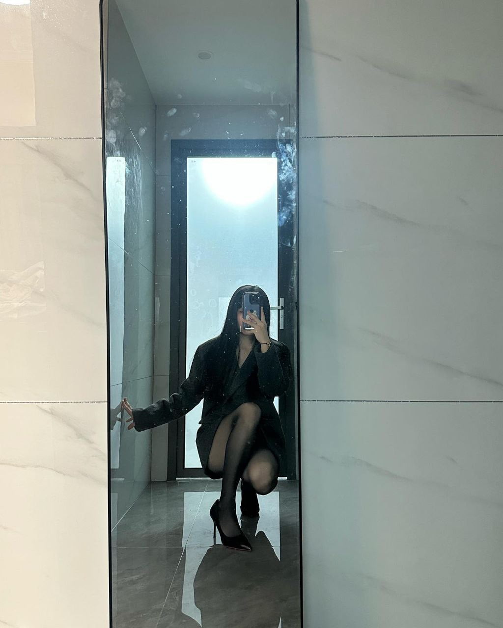 抖音极品颜值福利姬【宝贝77】大尺度私密照自拍