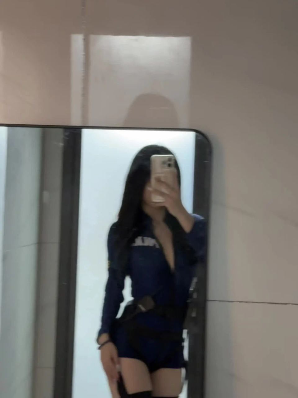 抖音极品颜值福利姬【宝贝77】大尺度私密照自拍