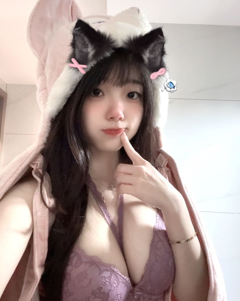 抖音极品颜值福利姬【宝贝77】大尺度私密照自拍