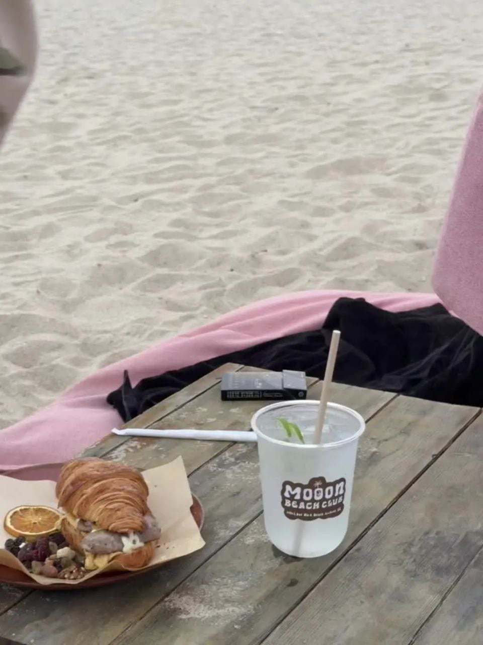 抖音极品颜值福利姬【宝贝77】大尺度私密照自拍