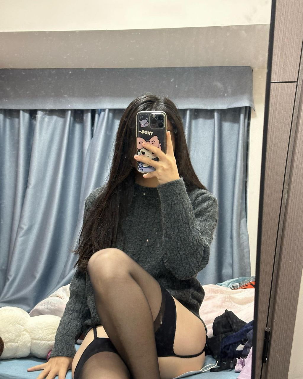 抖音极品颜值福利姬【宝贝77】大尺度私密照自拍