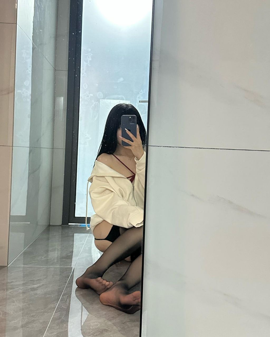 抖音极品颜值福利姬【宝贝77】大尺度私密照自拍