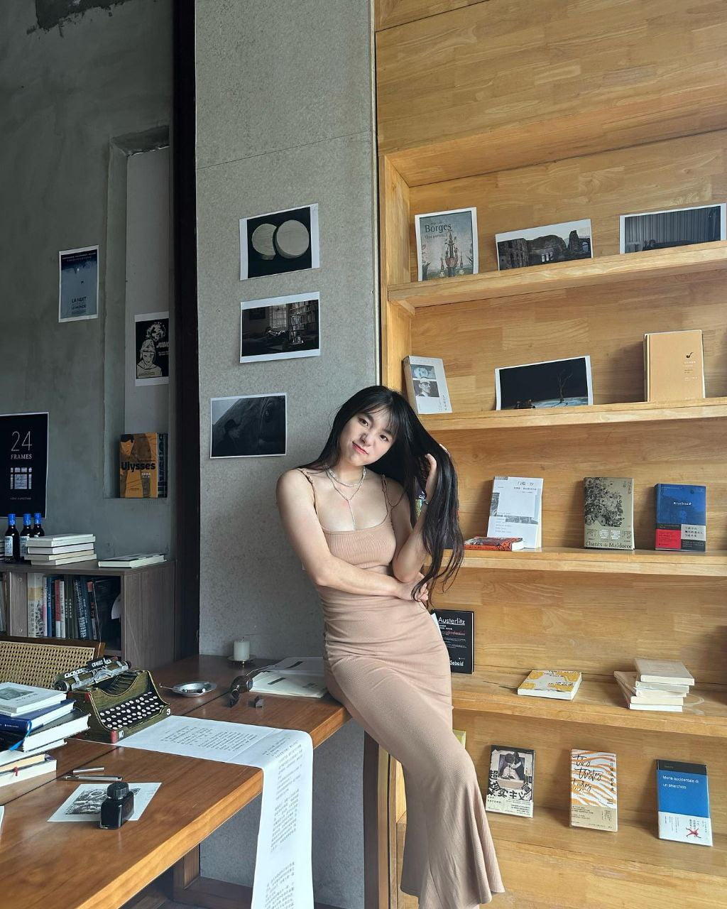 抖音极品颜值福利姬【宝贝77】大尺度私密照自拍