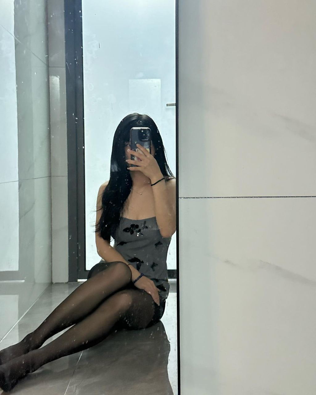 抖音极品颜值福利姬【宝贝77】大尺度私密照自拍