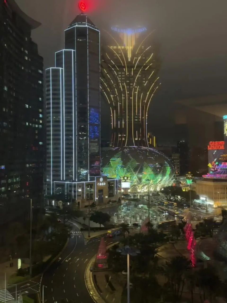 抖音极品颜值福利姬【宝贝77】大尺度私密照自拍