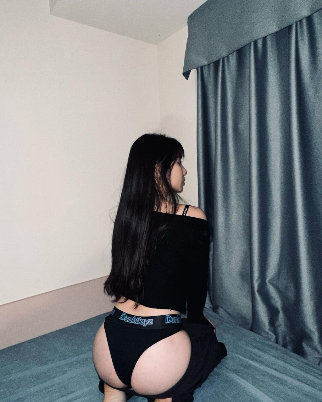 抖音极品颜值福利姬【宝贝77】大尺度私密照自拍