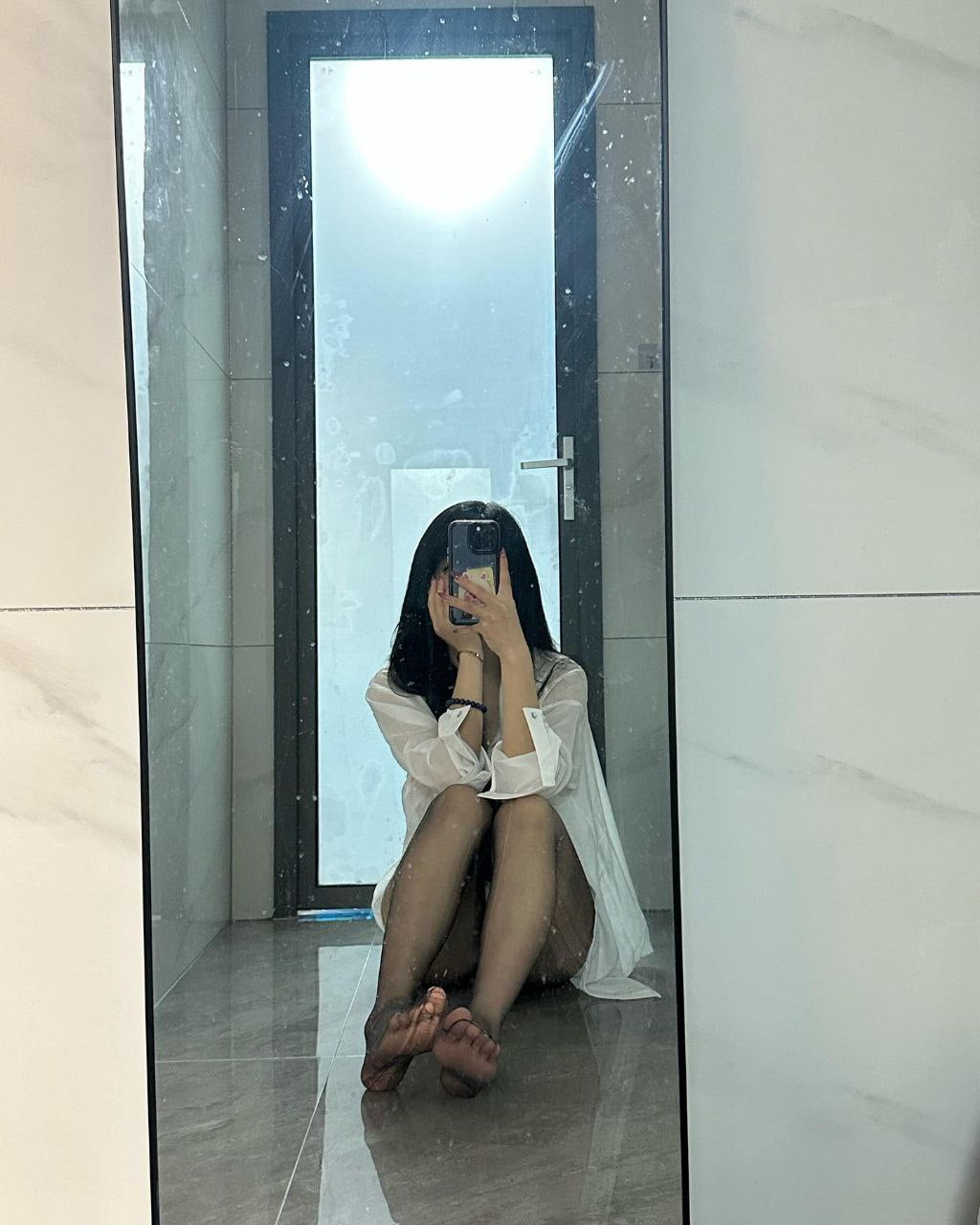 抖音极品颜值福利姬【宝贝77】大尺度私密照自拍