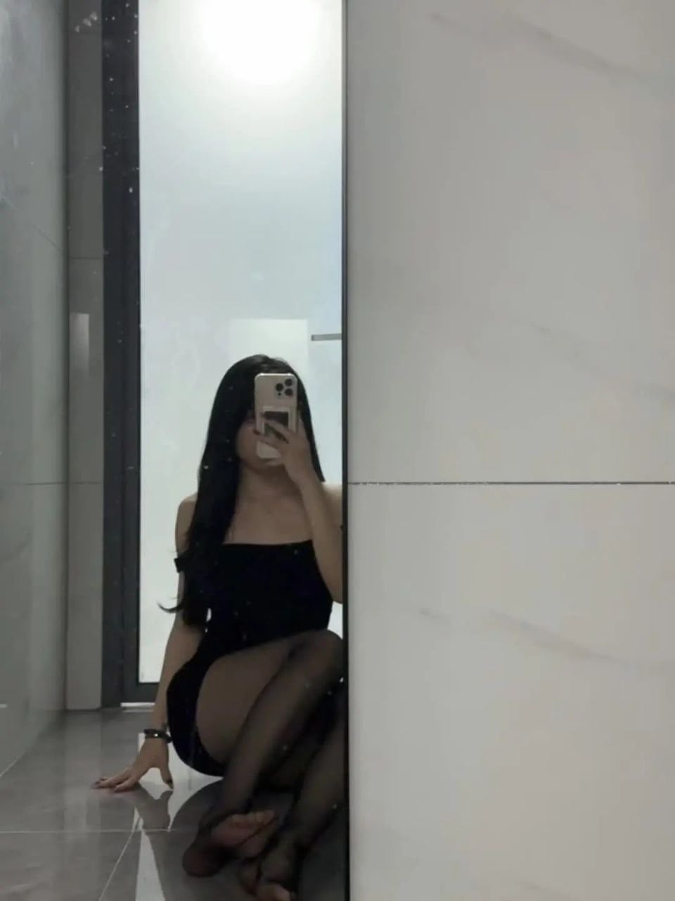 抖音极品颜值福利姬【宝贝77】大尺度私密照自拍