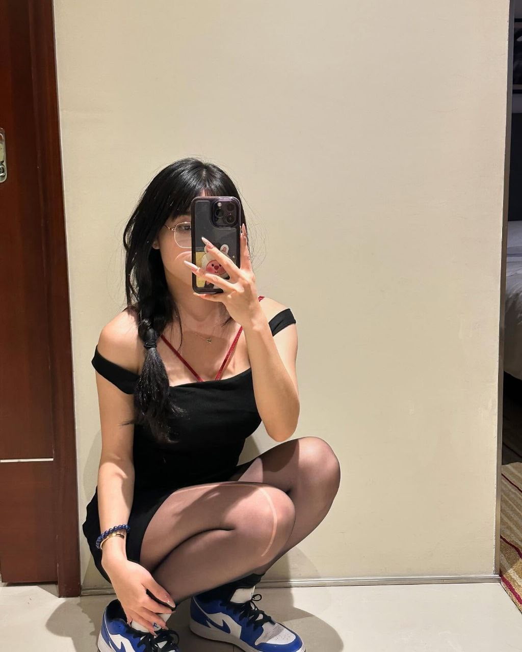 抖音极品颜值福利姬【宝贝77】大尺度私密照自拍