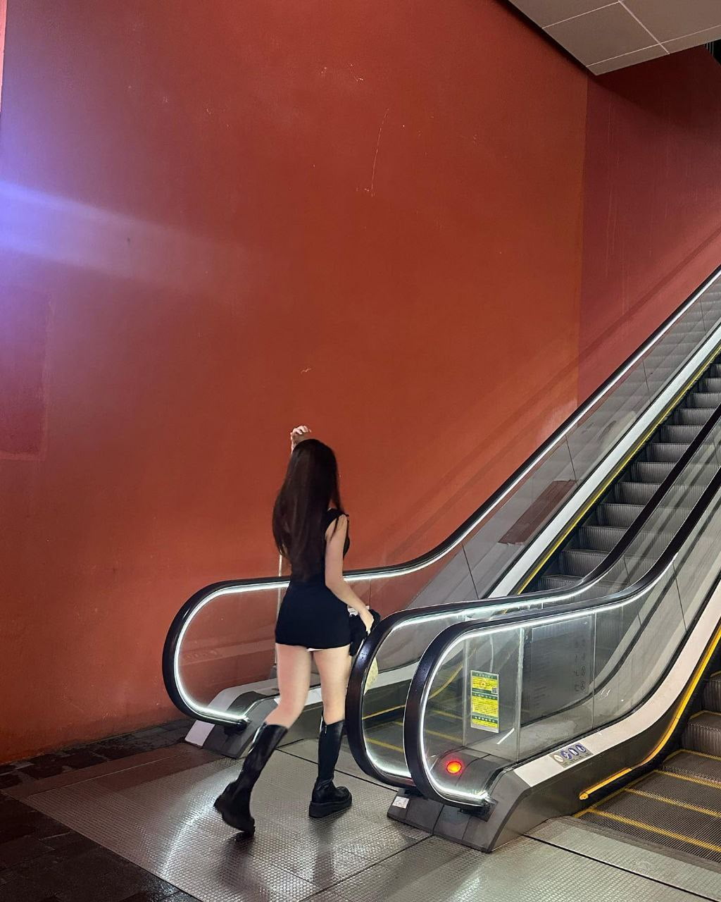 抖音极品颜值福利姬【宝贝77】大尺度私密照自拍