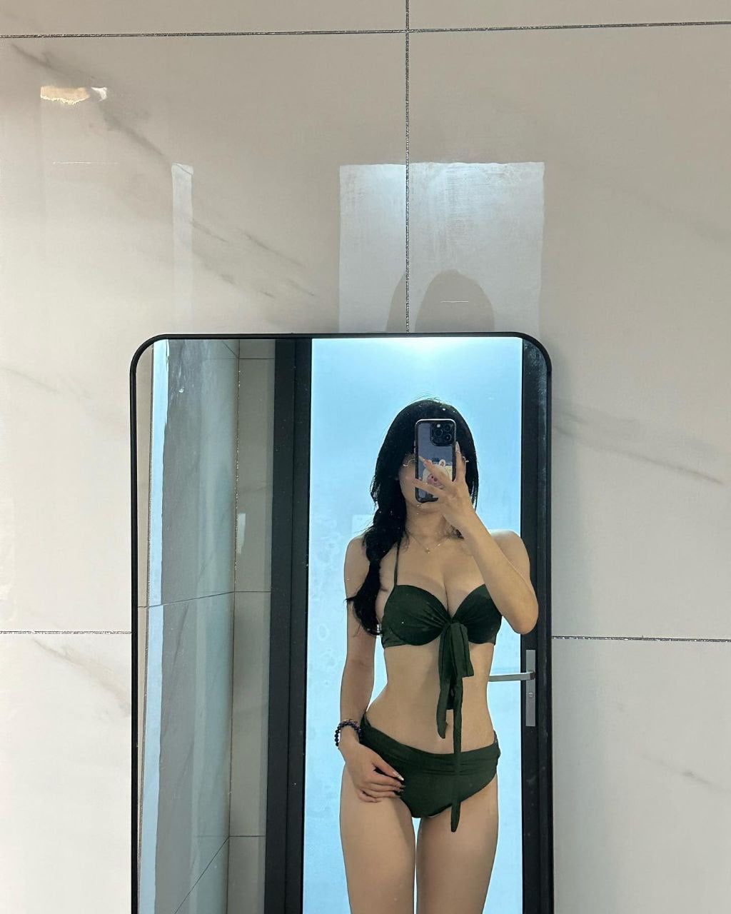 抖音极品颜值福利姬【宝贝77】大尺度私密照自拍