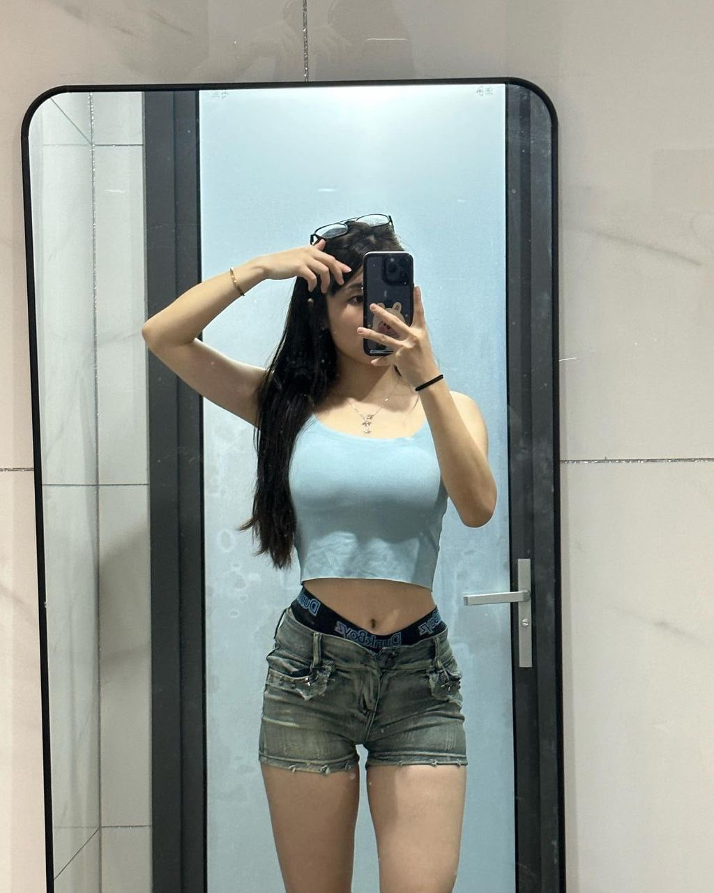 抖音极品颜值福利姬【宝贝77】大尺度私密照自拍