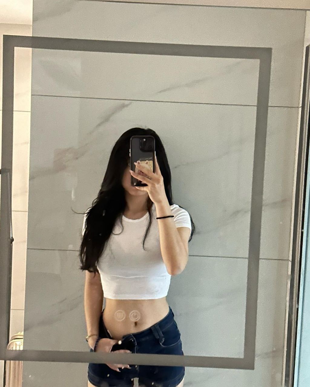 抖音极品颜值福利姬【宝贝77】大尺度私密照自拍