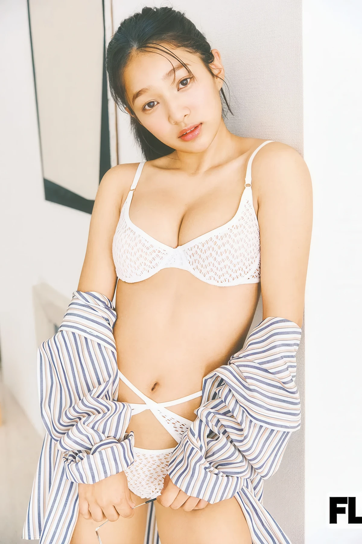 Karina Nizisaki 虹咲カリナ, FLASH 2026.02.03 (フラッシュ 2026年02月03日号)