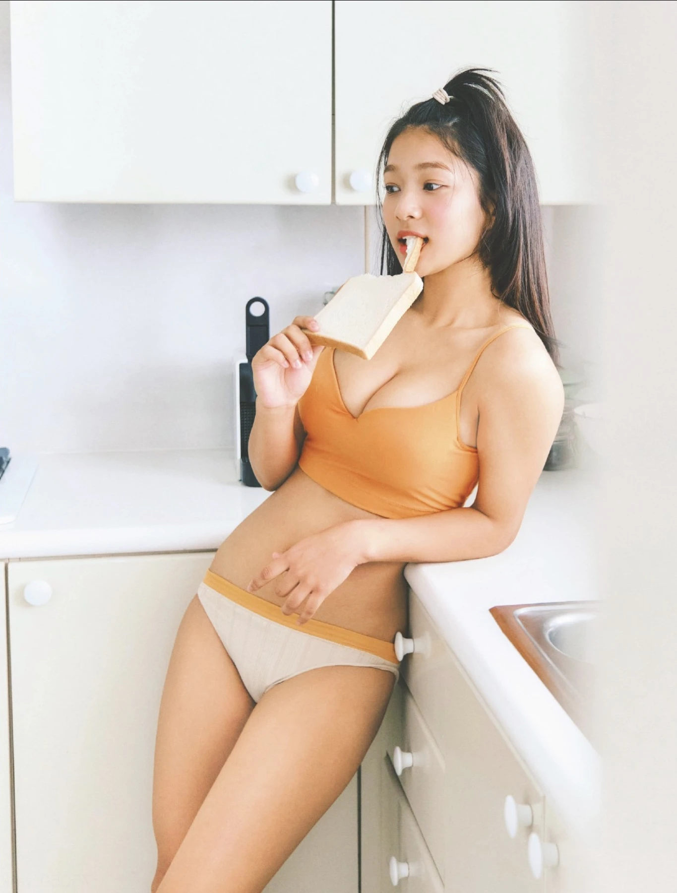 Karina Nizisaki 虹咲カリナ, FLASH 2026.02.03 (フラッシュ 2026年02月03日号)