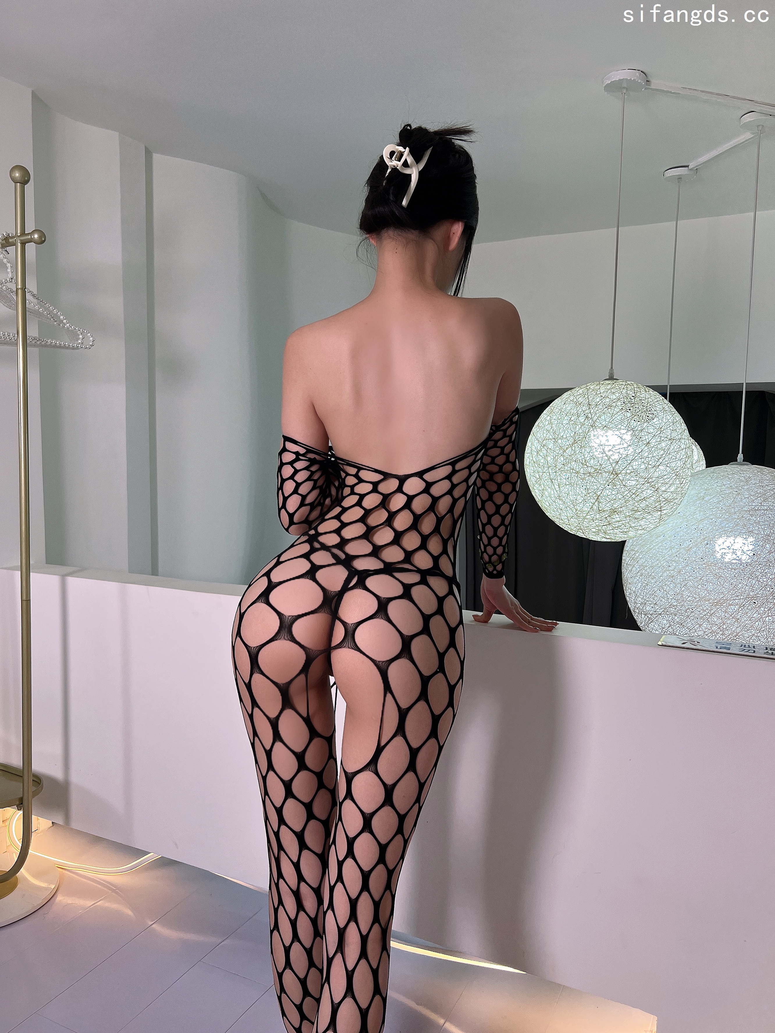 抖音百万网红【陈妮妮】极品美臀微密圈VIP视图优美的姿势