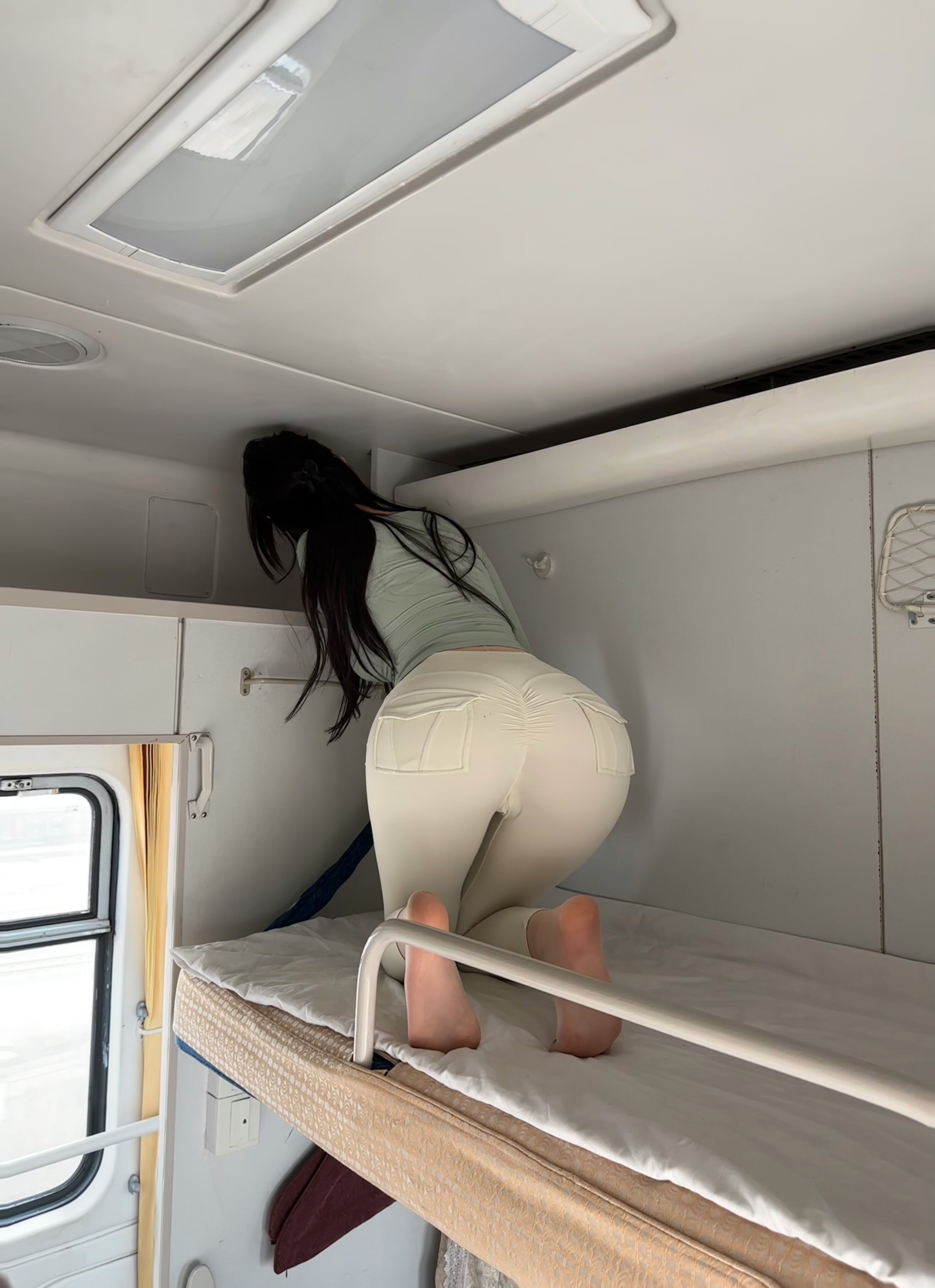 脸红Dearie_ 微密圈高铁之旅