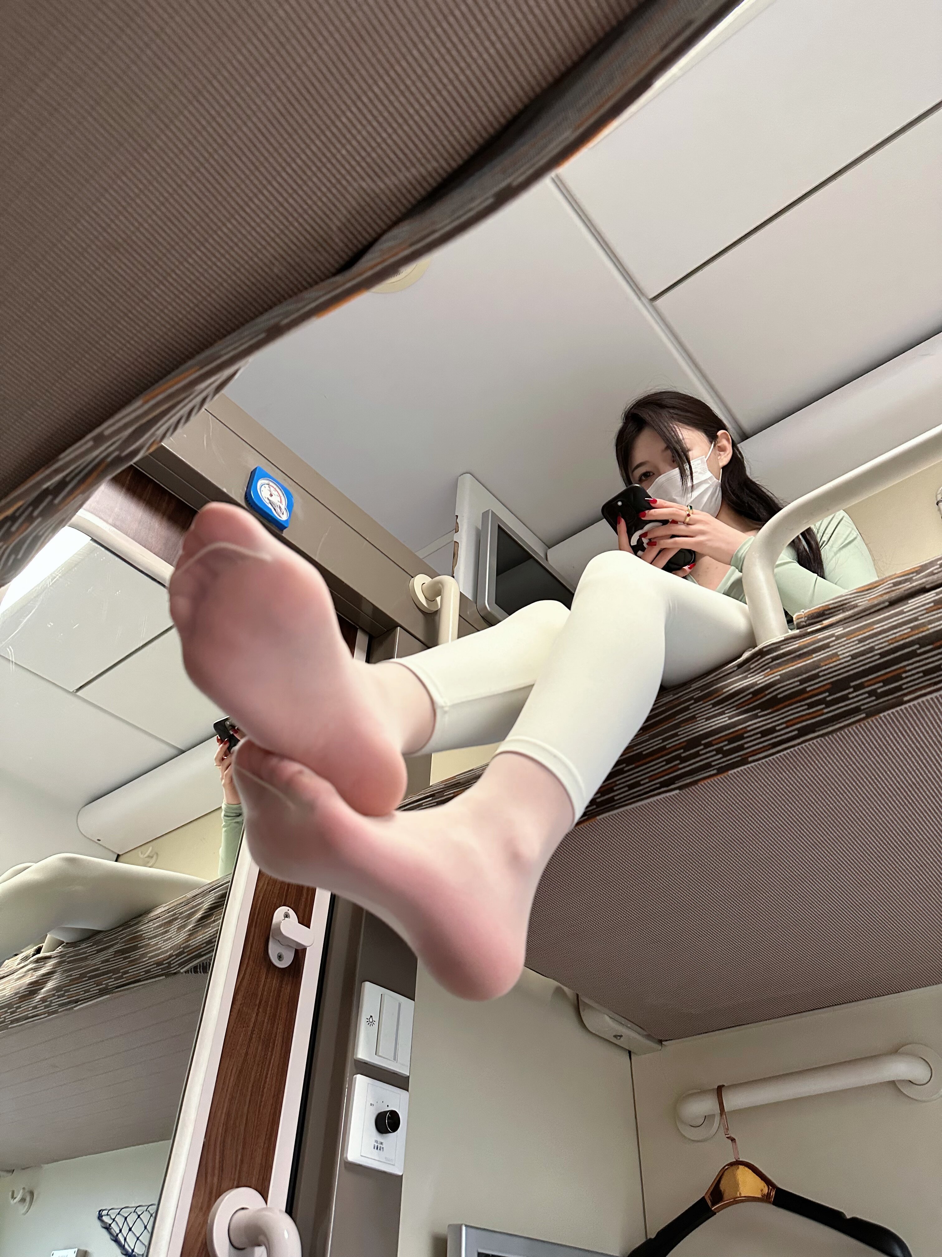 脸红Dearie_ 微密圈高铁之旅