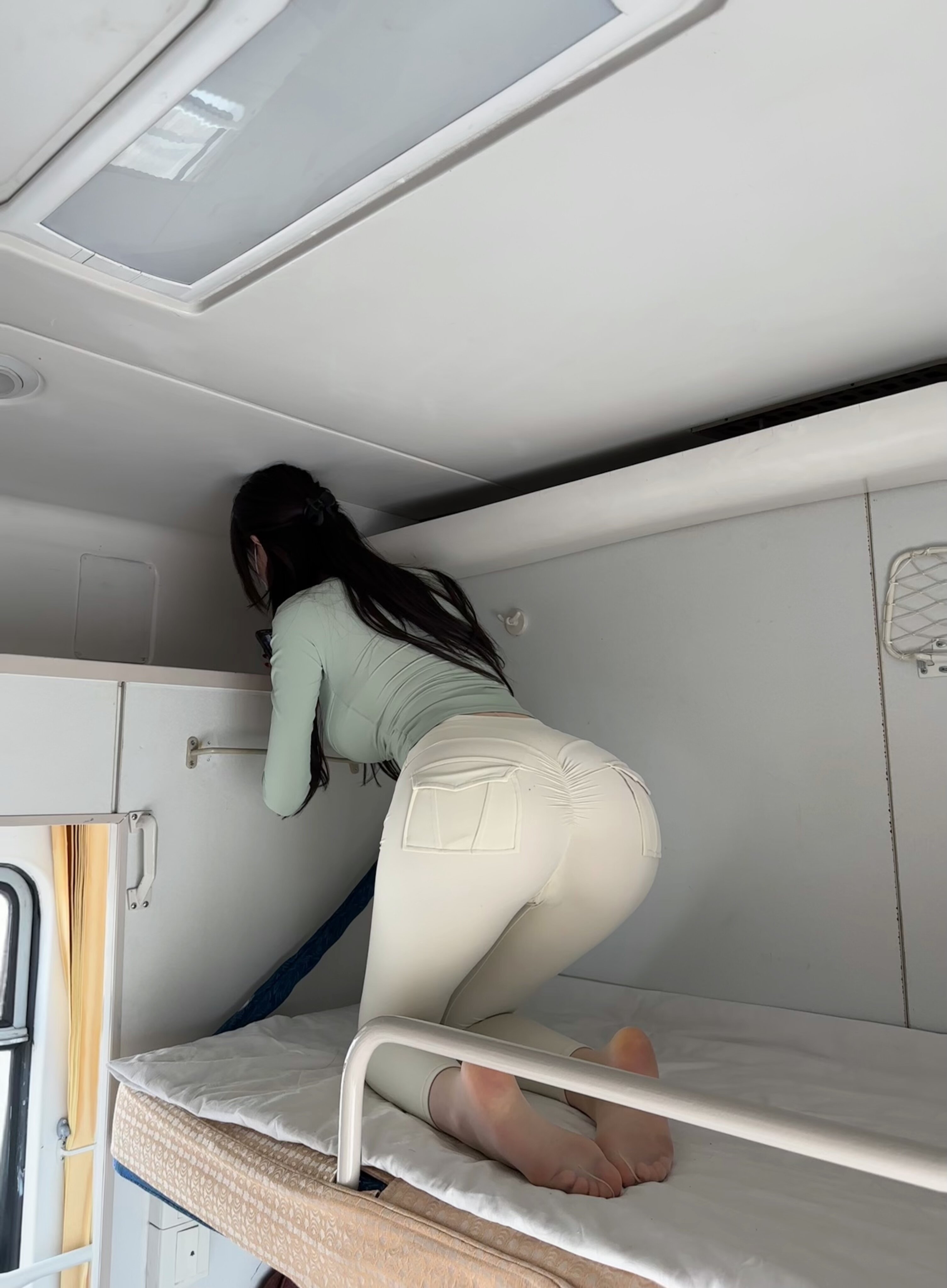 脸红Dearie_ 微密圈高铁之旅