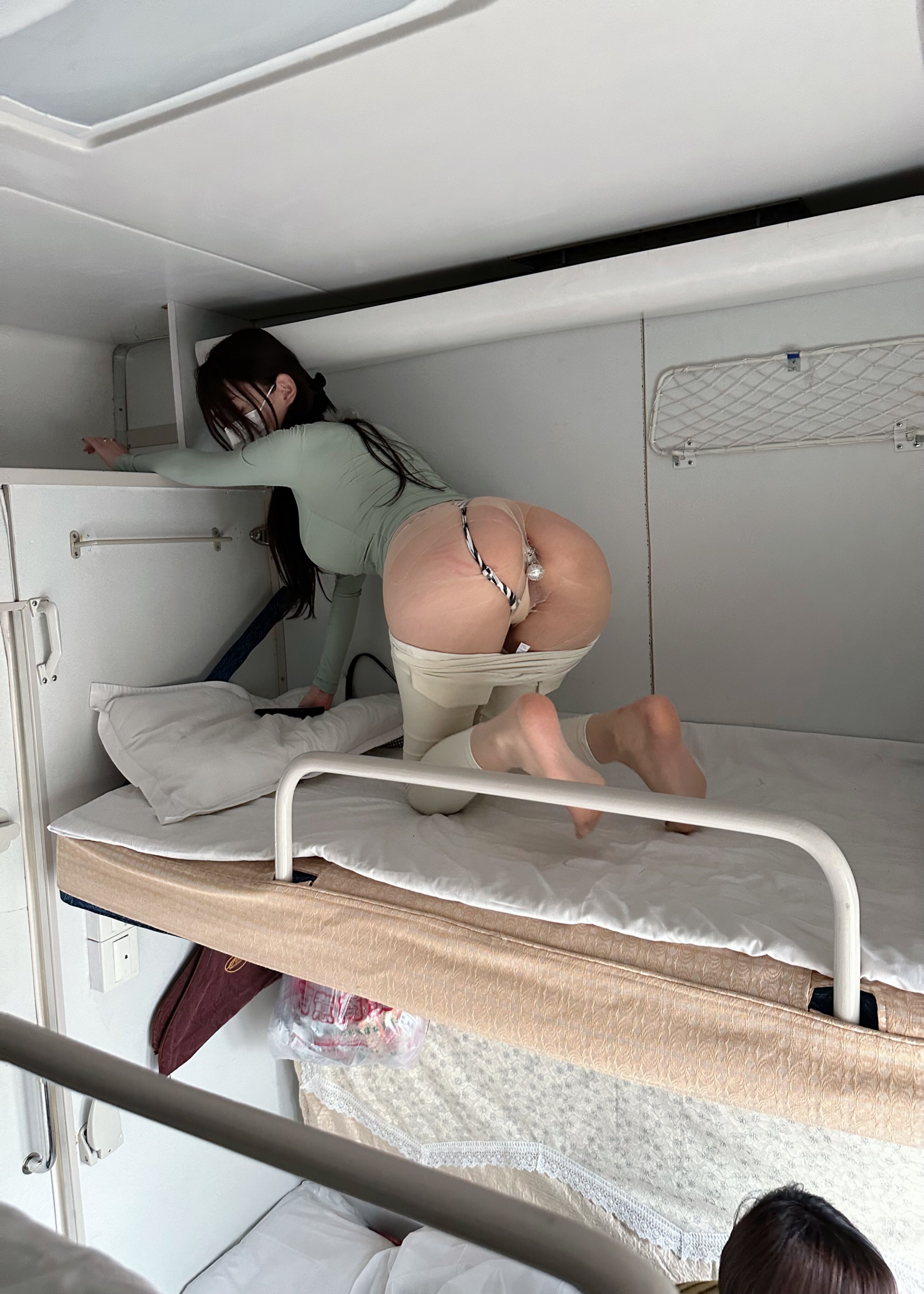 脸红Dearie_ 微密圈高铁之旅