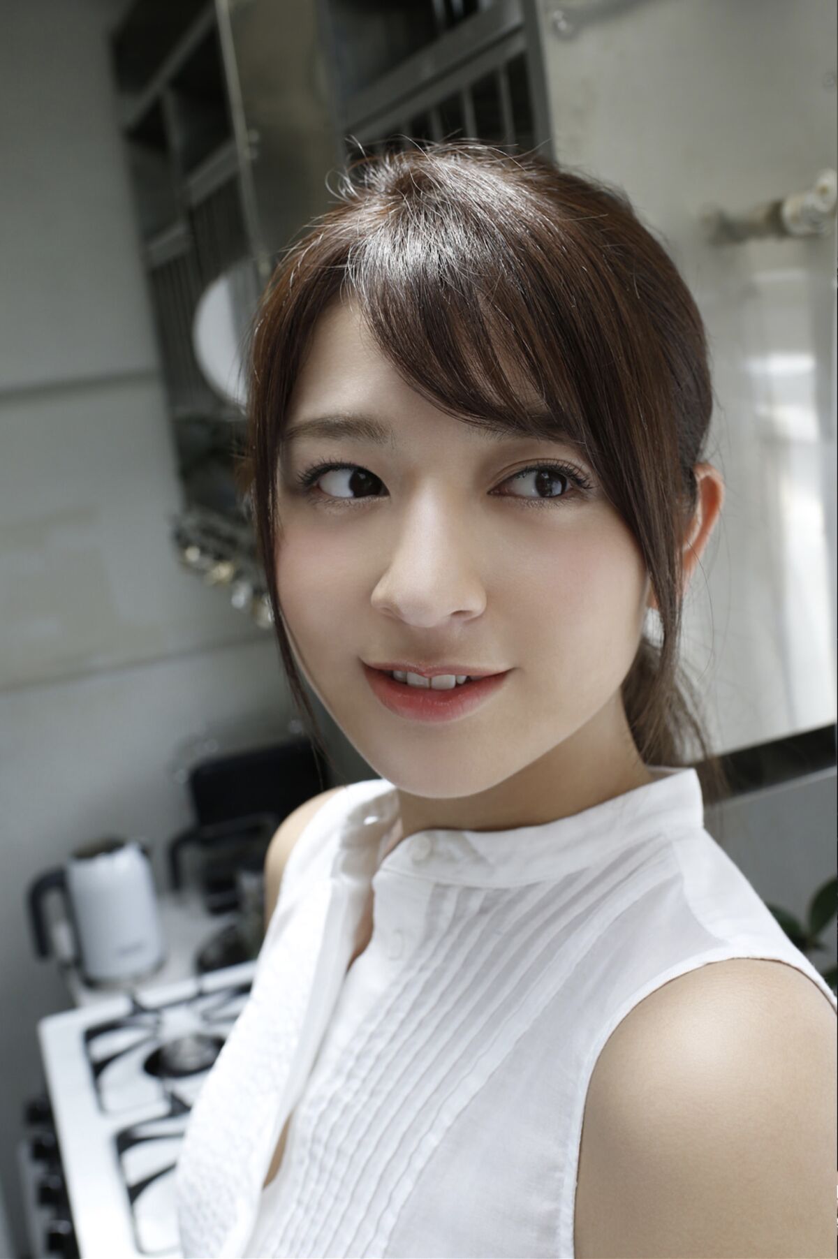 Kana Tokue 徳江かな - つやごと