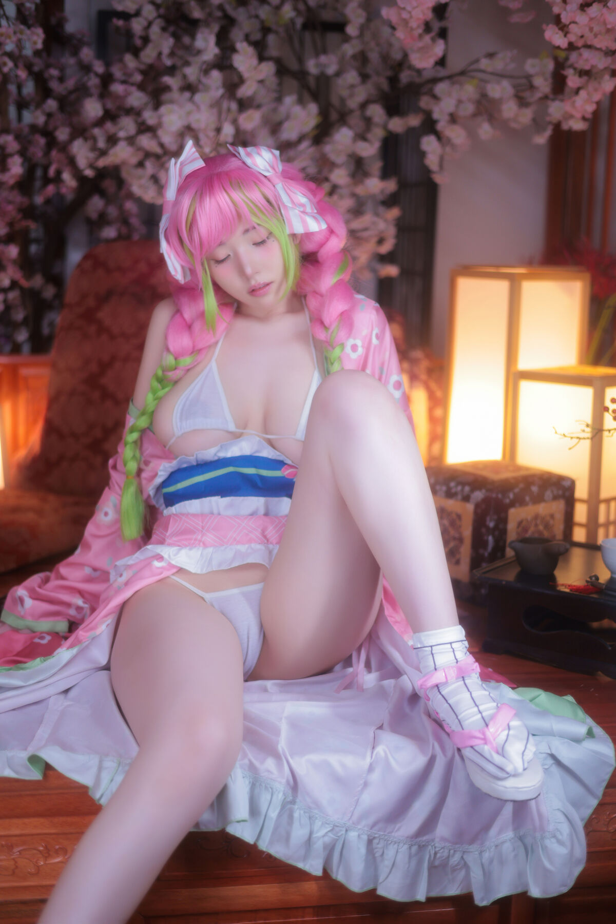 Yeon Woo 연우 - MITSURI Part01