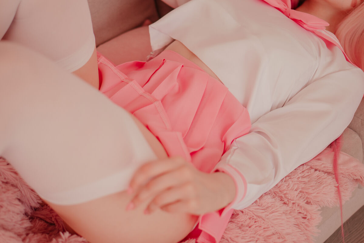 Coser@Alina Becker - Ahri Schoolgirl Part01