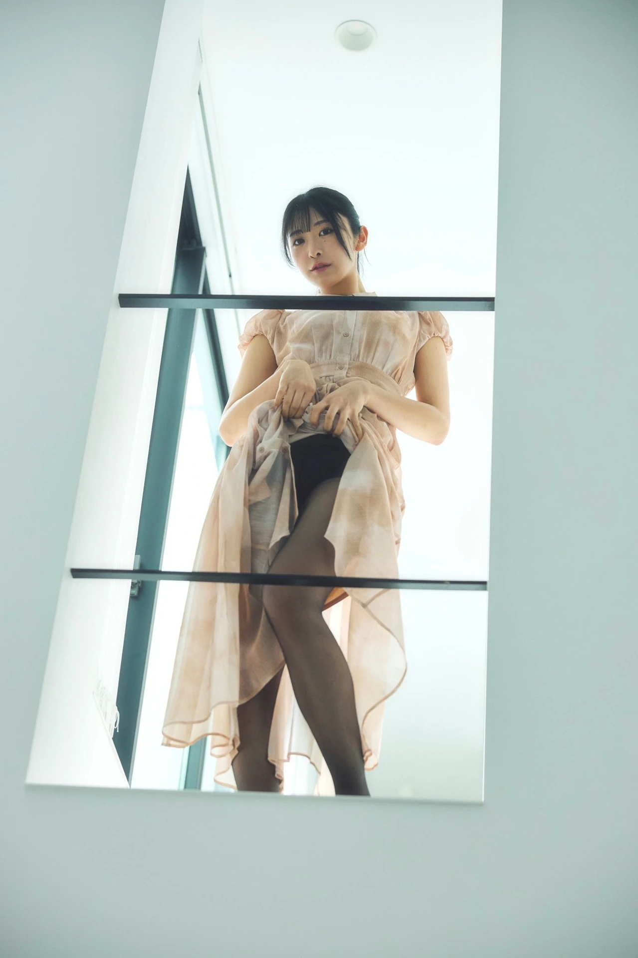 Naomi Majima 真島なおみ, SPA！デジタル写真集 「先輩の奥さん」 Set.01