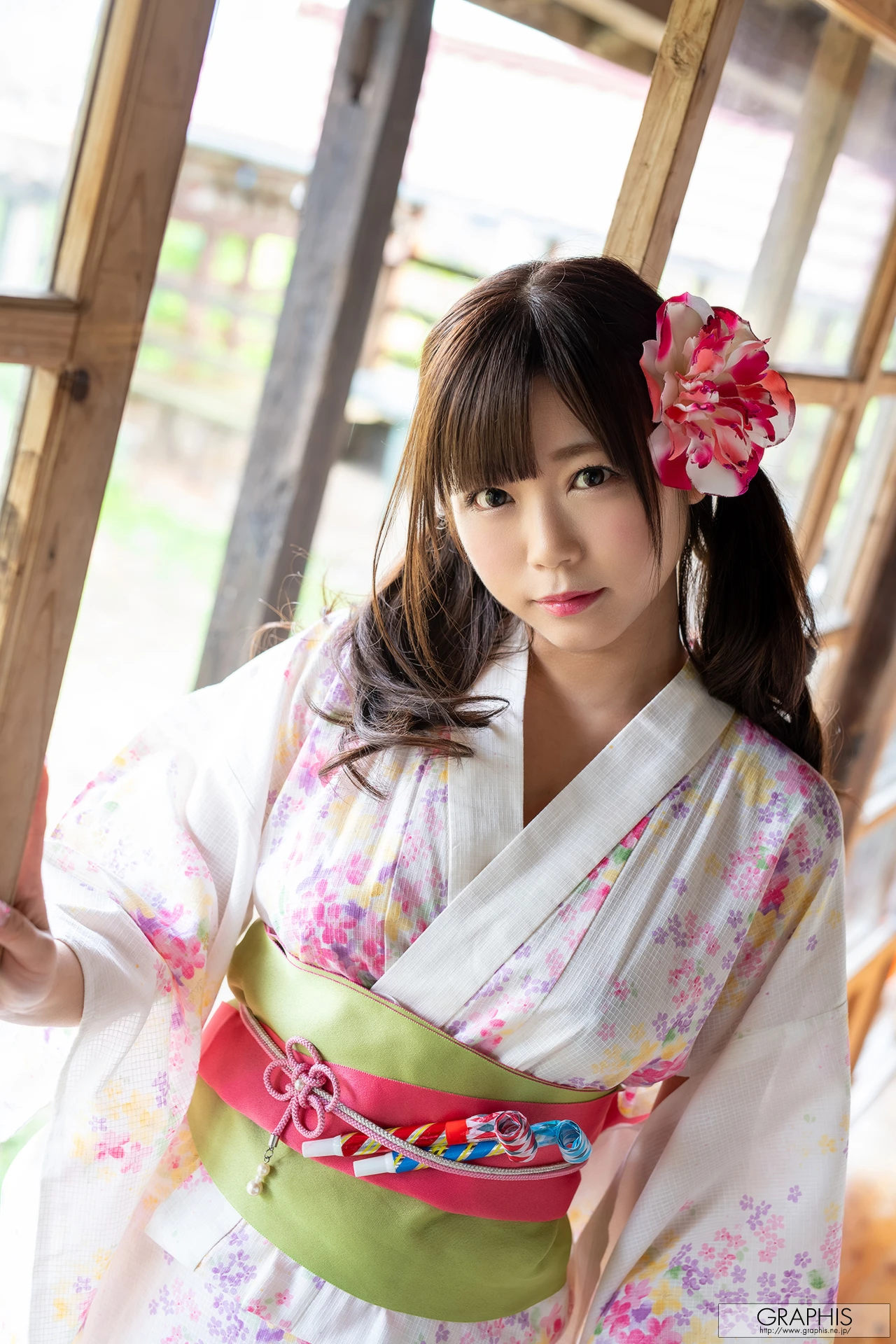 Miharu Usa 羽咲みはる, Suzu Harumiya 春宮すず, Graphis Limited Edition