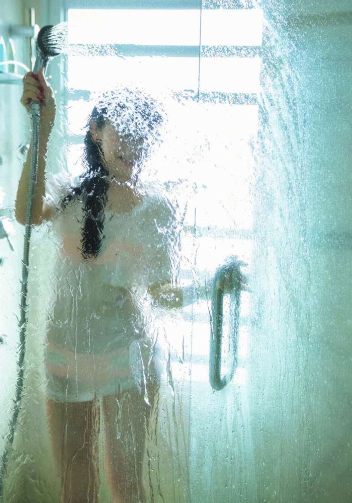 秋元真夏 激かわな水着・ランジェリー画像！