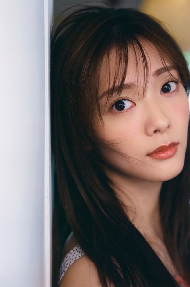 田村保乃 ナチュラルな激かわ水着グラビア画像！