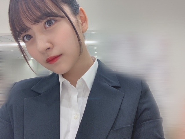 金川紗耶 美脚でスタイルが凄いグラビア画像！