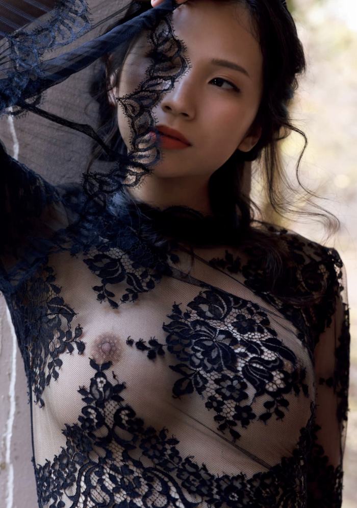 街山みほ 美乳ヘアヌード＆水着グラビア画像！