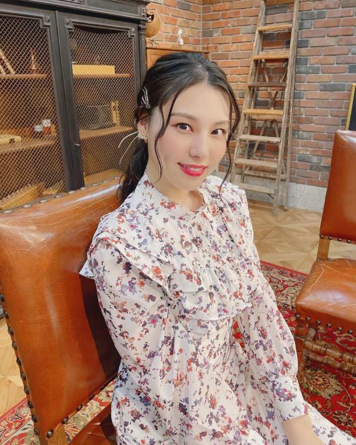 相楽伊織 けっこうボインな水着グラビア画像！