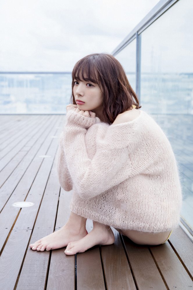 岡田紗佳 ぷるぷるGカップ水着グラビア画像！