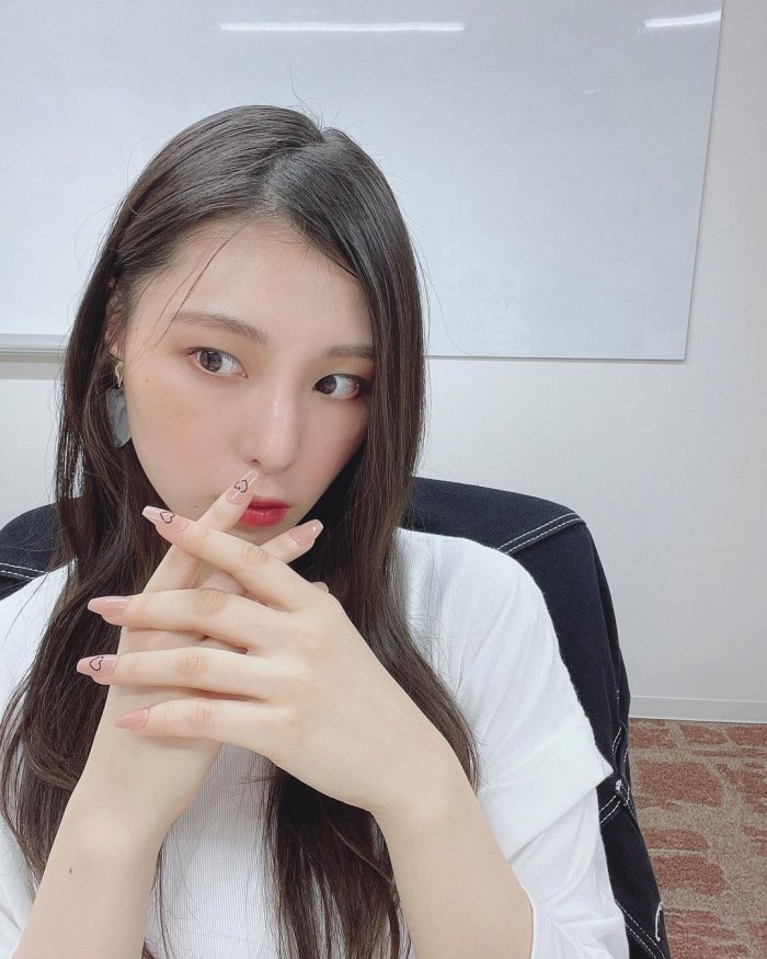 相楽伊織 けっこうボインな水着グラビア画像！