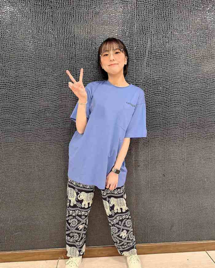 鍛治島彩 キュートな水着グラビアほか画像！