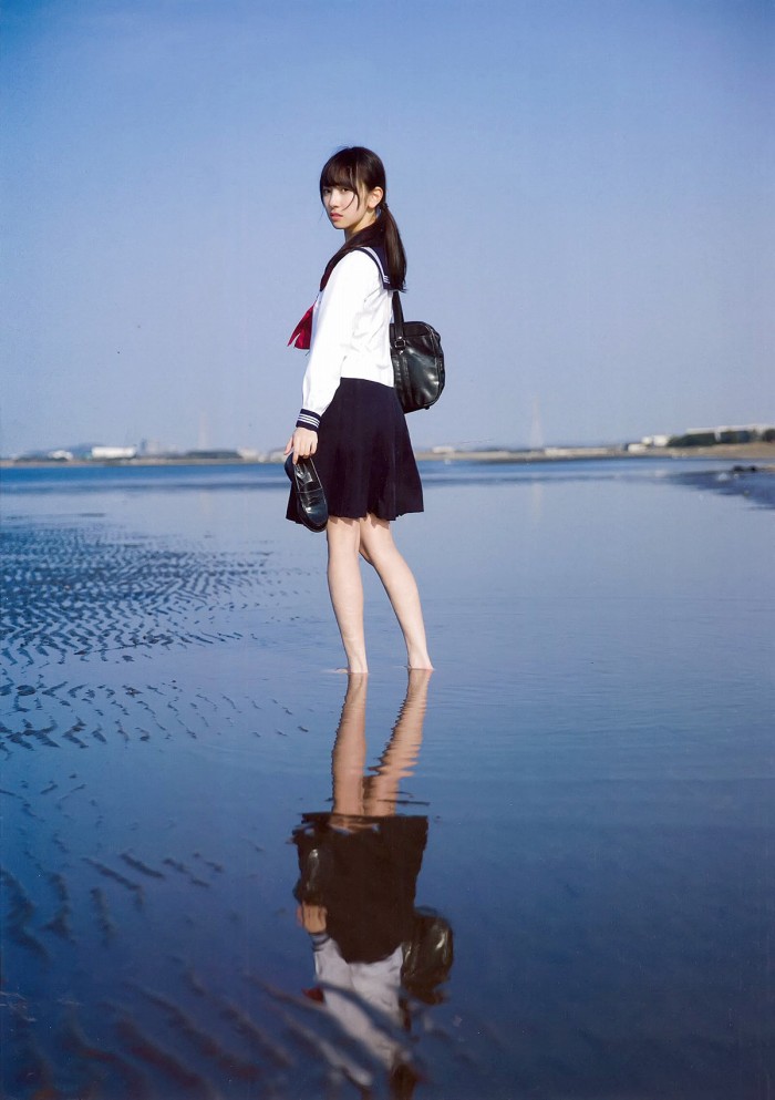 金村美玖 しっとりかわいい水着＆生脚画像！