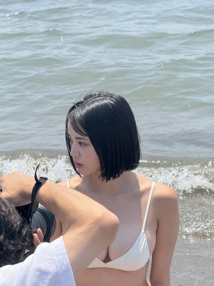 真白雪澄 Gカップボインの水着グラビア画像！