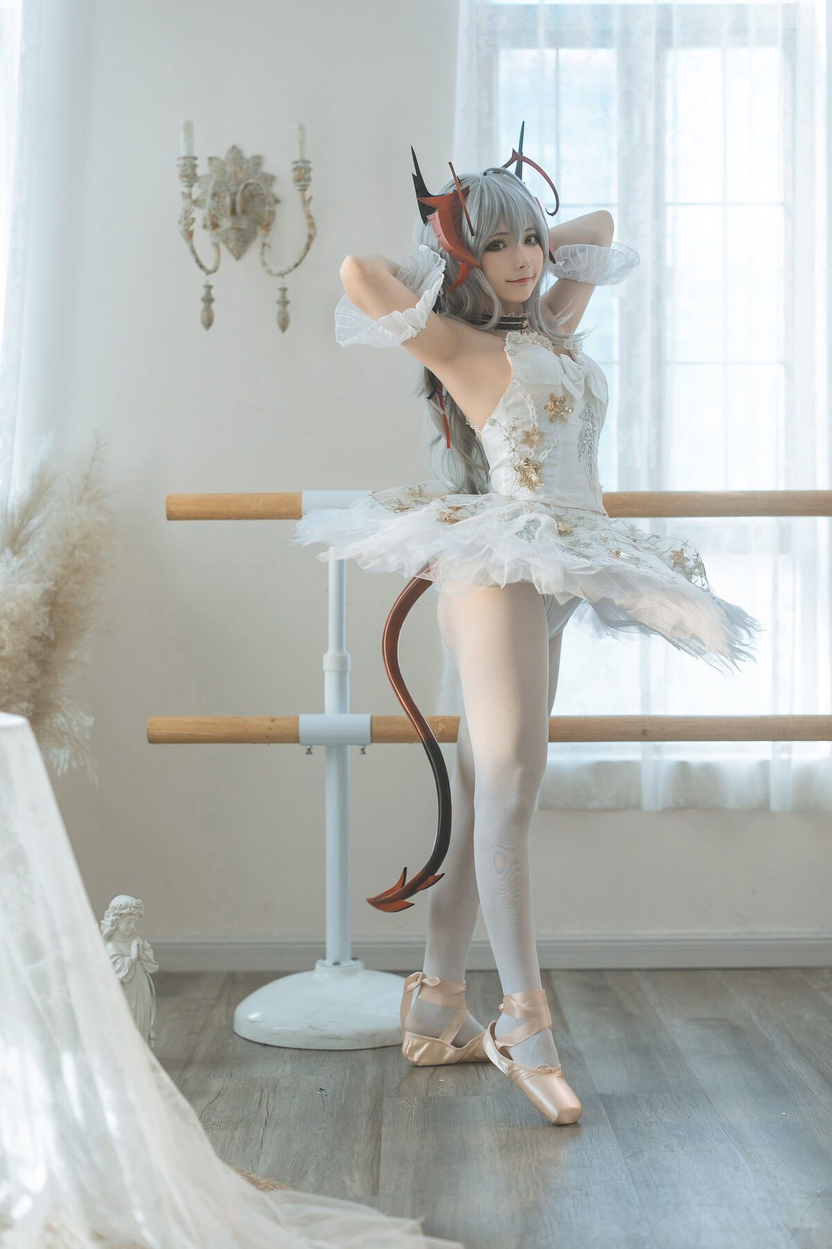 Coser@是三不是世w - 明日方舟 W 芭蕾