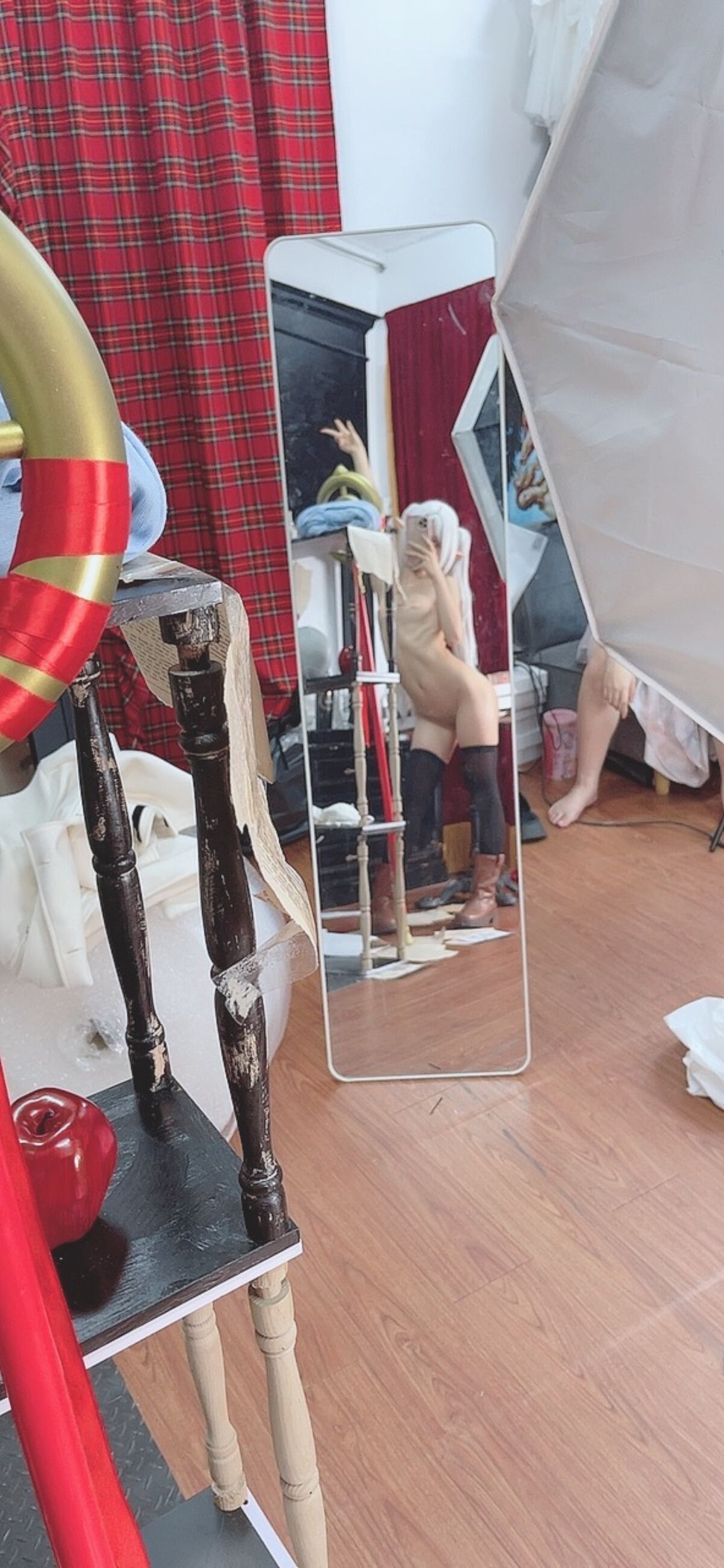 Coser@PoppaChan - Frieren Winter 芙莉莲·黑丝短靴冬装 S