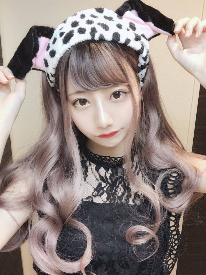 鈴木優香 ちょっと脱ぎすぎ水着グラビア画像！