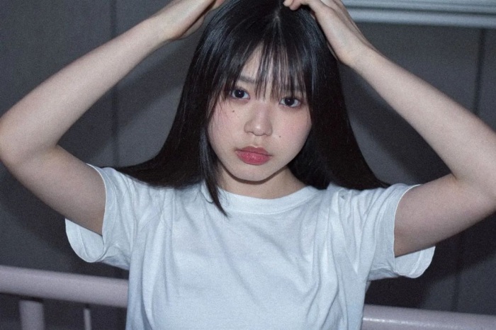 矢野ななか くびれボインの水着グラビア画像！