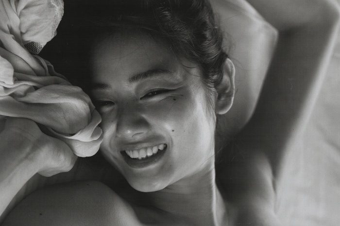 片山萌美 濡れ場ヌード＆水着グラビア画像！