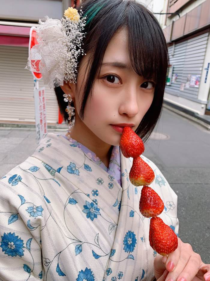 澄田綾乃 はみ出るFカップの水着グラビア画像！