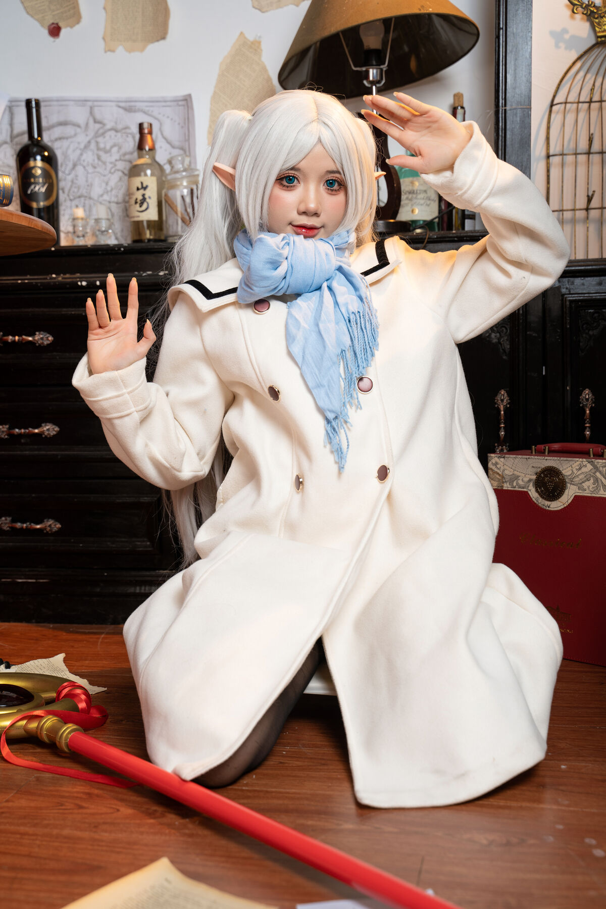 Coser@PoppaChan - Frieren Winter 芙莉莲·黑丝短靴冬装 S