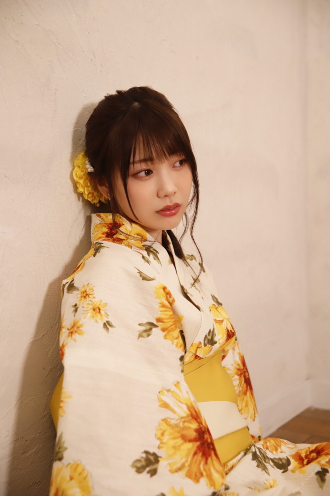 石川澪 Cカップおっぱいの激かわヌード画像！