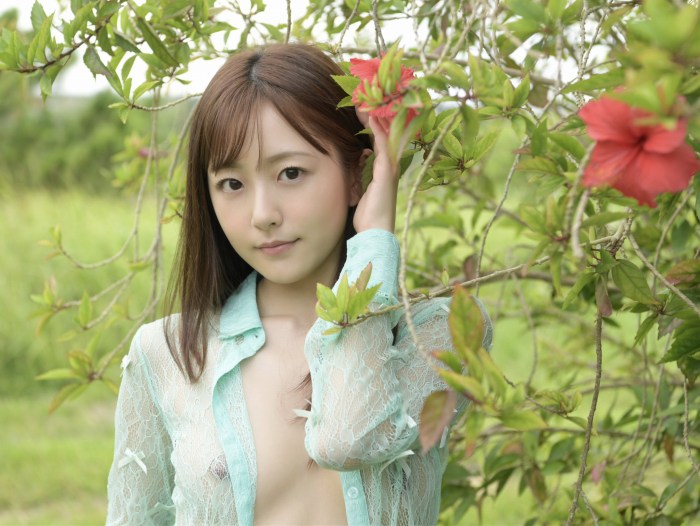 青空ひかり 笑顔がかわいい純朴ヌード画像！