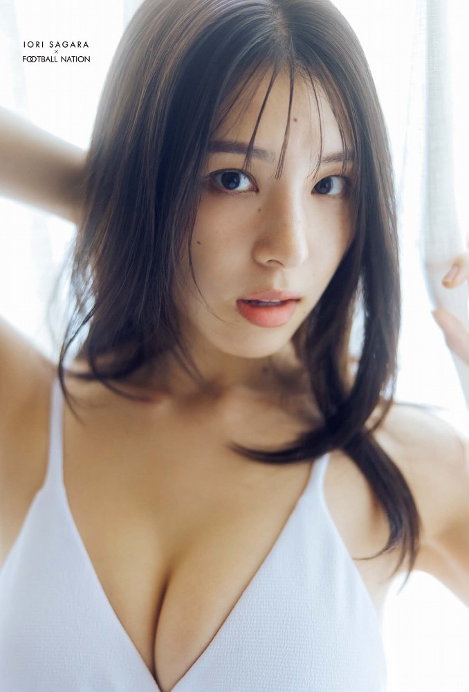 相楽伊織 けっこうボインな水着グラビア画像！