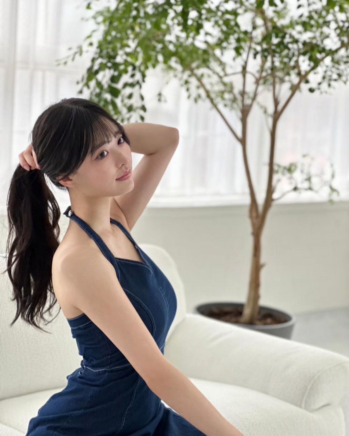 高鶴桃羽 激かわボインな水着グラビア画像！